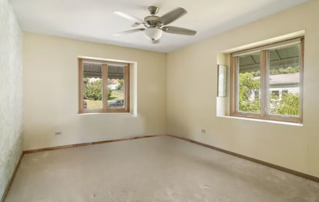 $825,000 | 24013 North Forest Drive, Lake Zurich, IL 60047