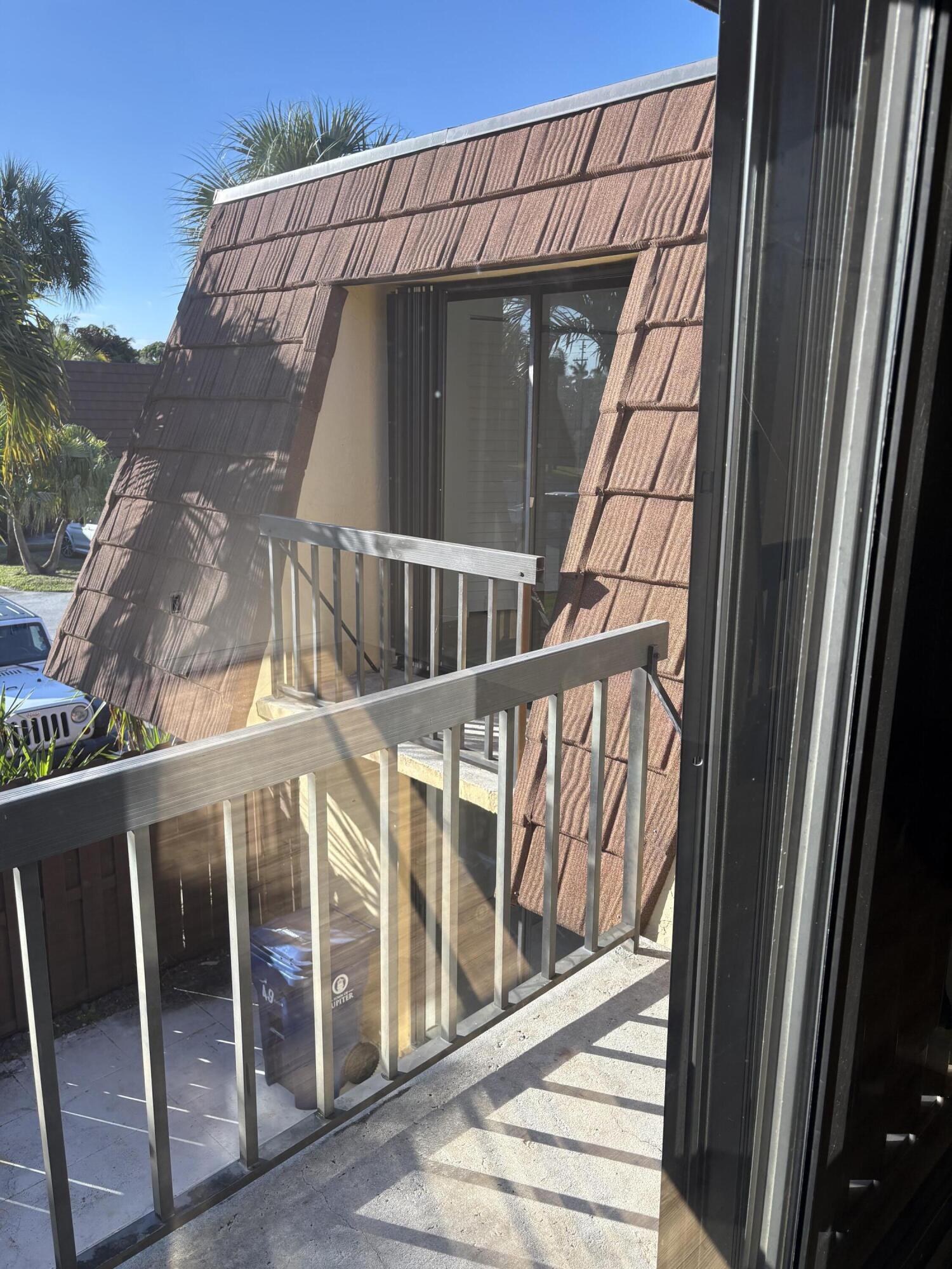 825 Center Street, Unit 49D Jupiter, FL 33458 - Photo 12 of 19 IMG_2874