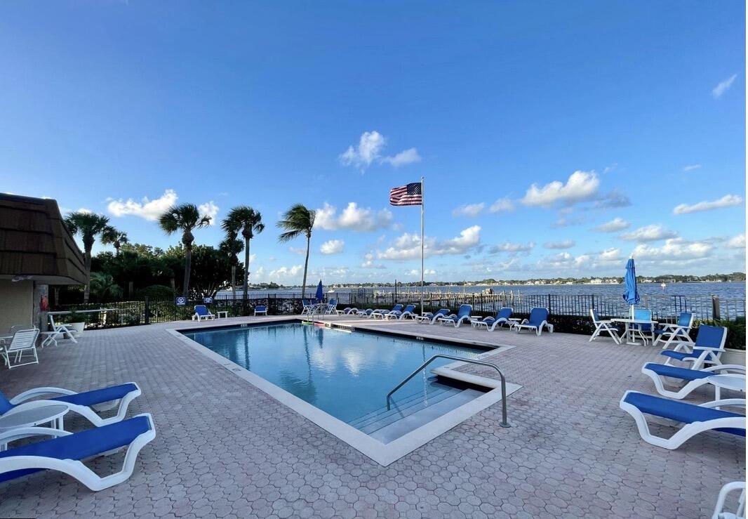 825 Center Street, Unit 49D Jupiter, FL 33458 - Photo 17 of 19 IMG_1711