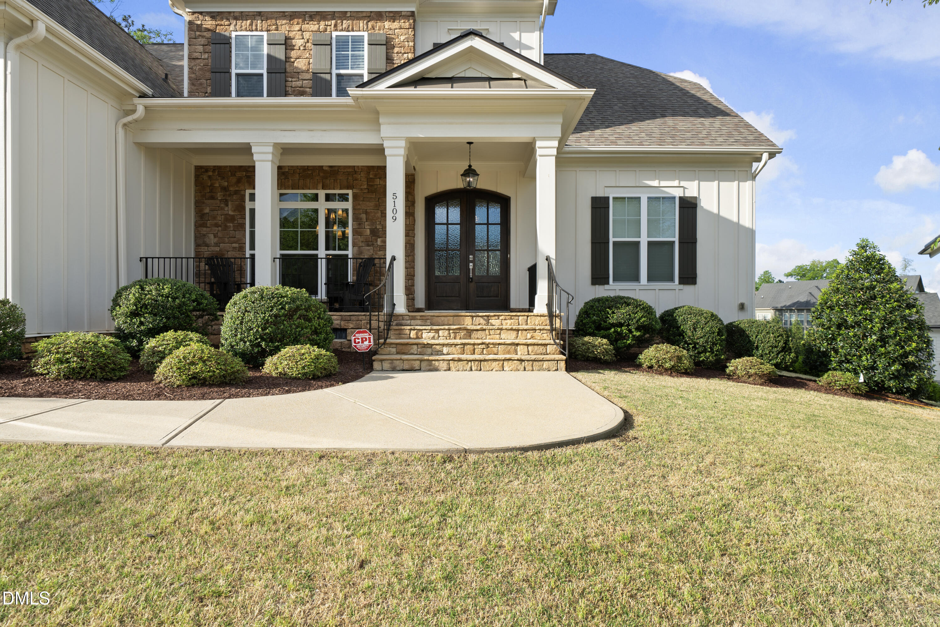 5109 Wainscott Way Raleigh, NC 27612 - Photo 3 of 52 4