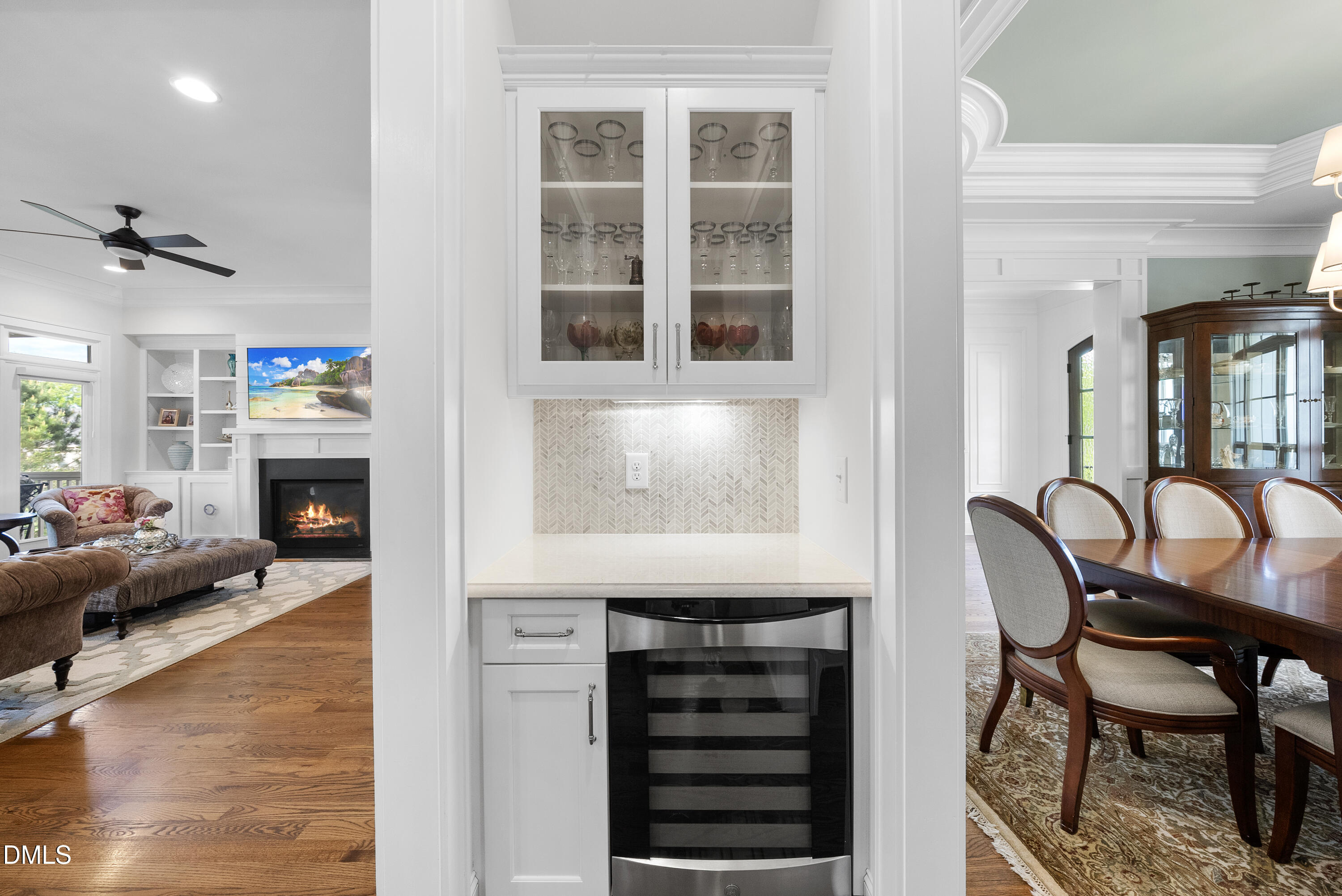 5109 Wainscott Way Raleigh, NC 27612 - Photo 7 of 52 7