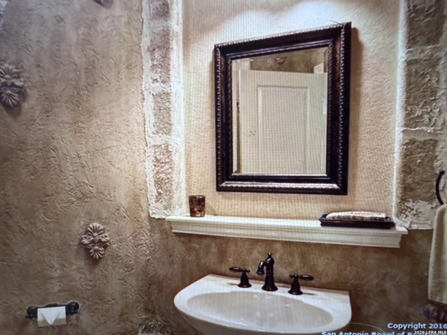 30135 Cibolo Run Fair Oaks Ranch, TX 78015 - Photo 5 of 28