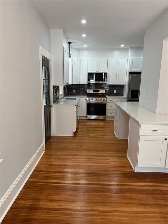 274 Washington Street, Unit 274 Canton, MA 02021 - Photo 10 of 22 Gallery Image 10