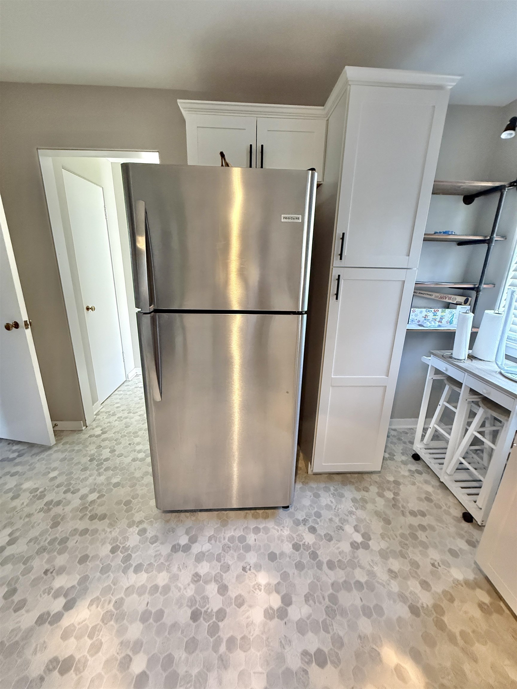 108 South Monroe Street Bay City, MI 48708 - Photo 5 of 11