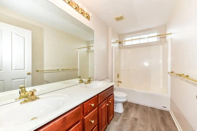 $609,900 | 1442 Polo Chase Court, Carmel, IN 46032