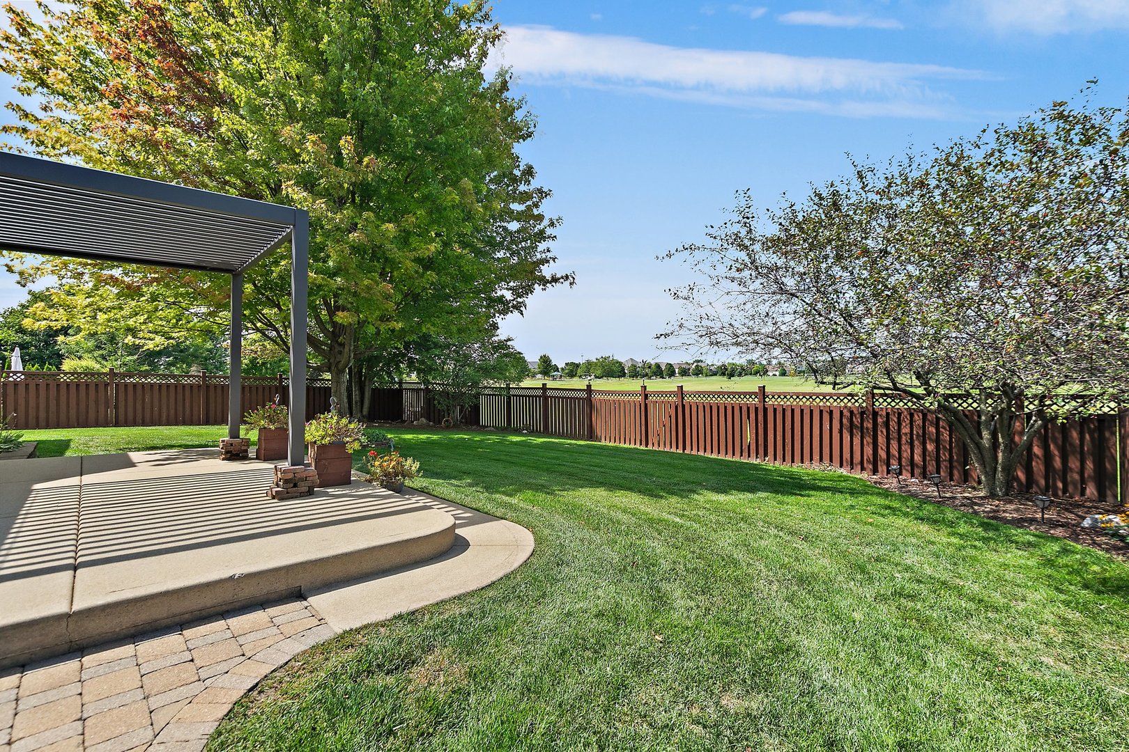 2073 Westover Road North Aurora, IL 60542 - Photo 20 of 24 a view of garden with patio