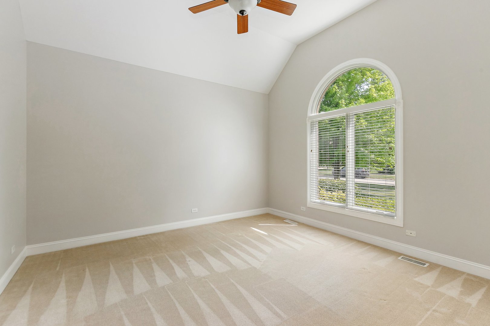 2073 Westover Road North Aurora, IL 60542 - Photo 4 of 24 an empty room with a window
