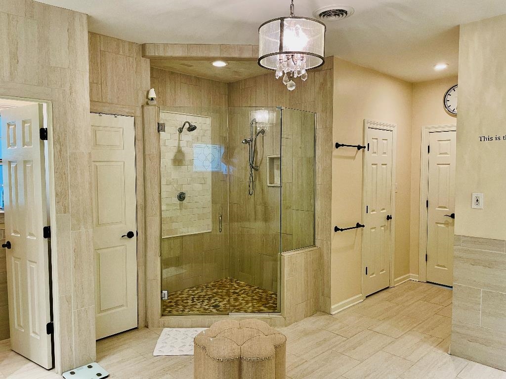 106 Mindy Circle Collierville, TN 38017 - Photo 14 of 25 a bathroom with a shower