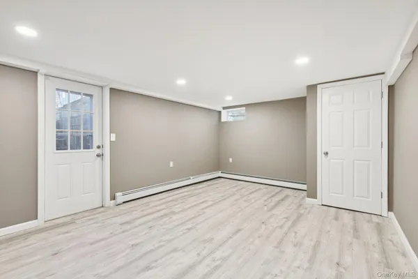 $725,000 | 159 Chestnut Circle, Northport, NY 11768