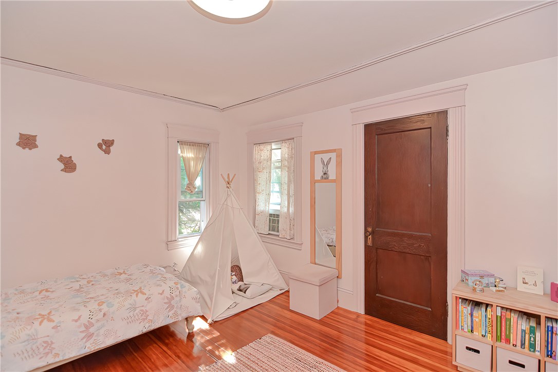 36 Mt Hope Avenue Providence, RI 02906 - Photo 21 of 38