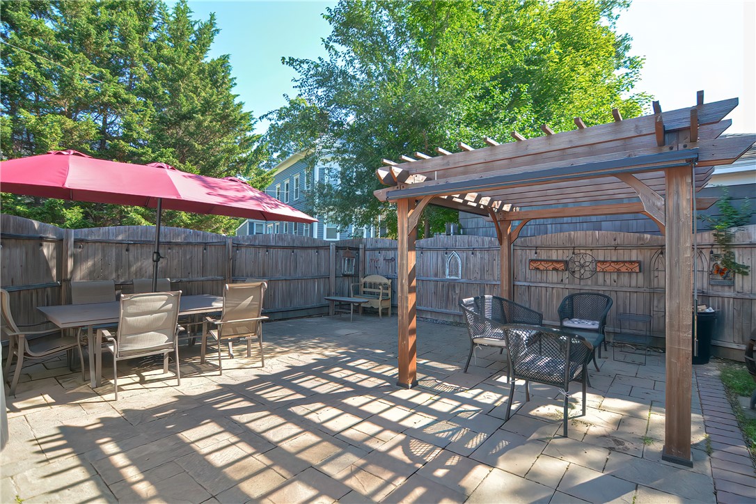 36 Mt Hope Avenue Providence, RI 02906 - Photo 30 of 38