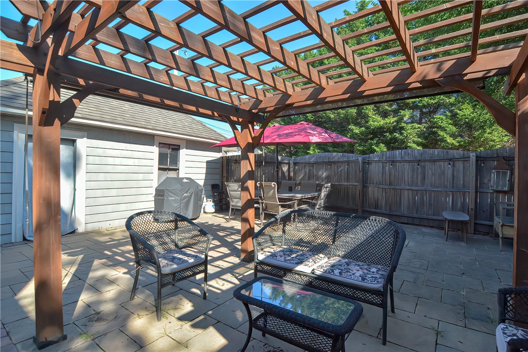 36 Mt Hope Avenue Providence, RI 02906 - Photo 31 of 38