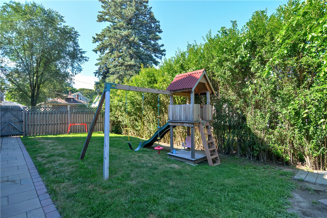 36 Mt Hope Avenue Providence, RI 02906 - Photo 32 of 38