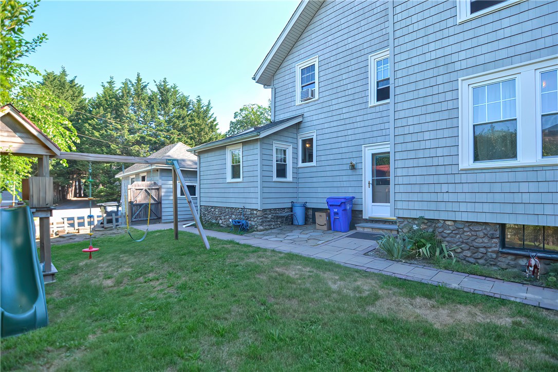 36 Mt Hope Avenue Providence, RI 02906 - Photo 34 of 38