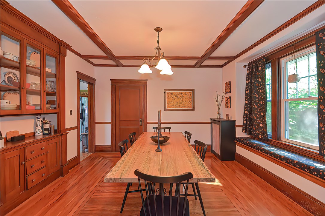 36 Mt Hope Avenue Providence, RI 02906 - Photo 6 of 38