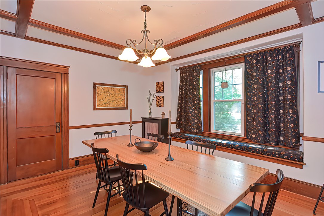 36 Mt Hope Avenue Providence, RI 02906 - Photo 8 of 38