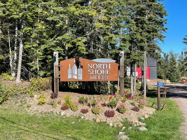 $219,900 | 128 Bridge Run Lane, Unit B, Lutsen, MN 55612