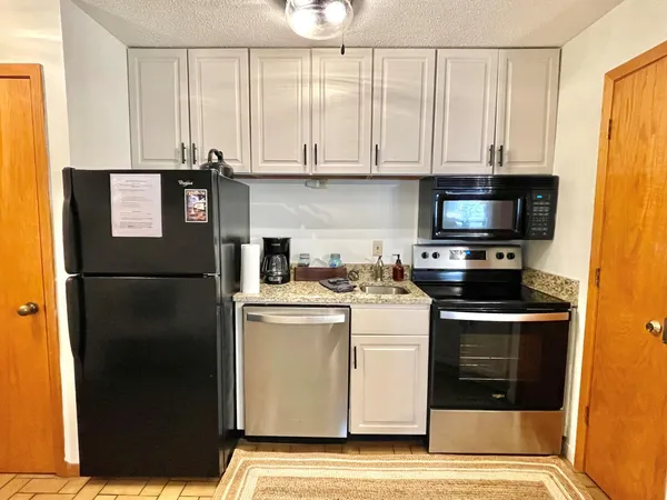 $219,900 | 128 Bridge Run Lane, Unit B, Lutsen, MN 55612