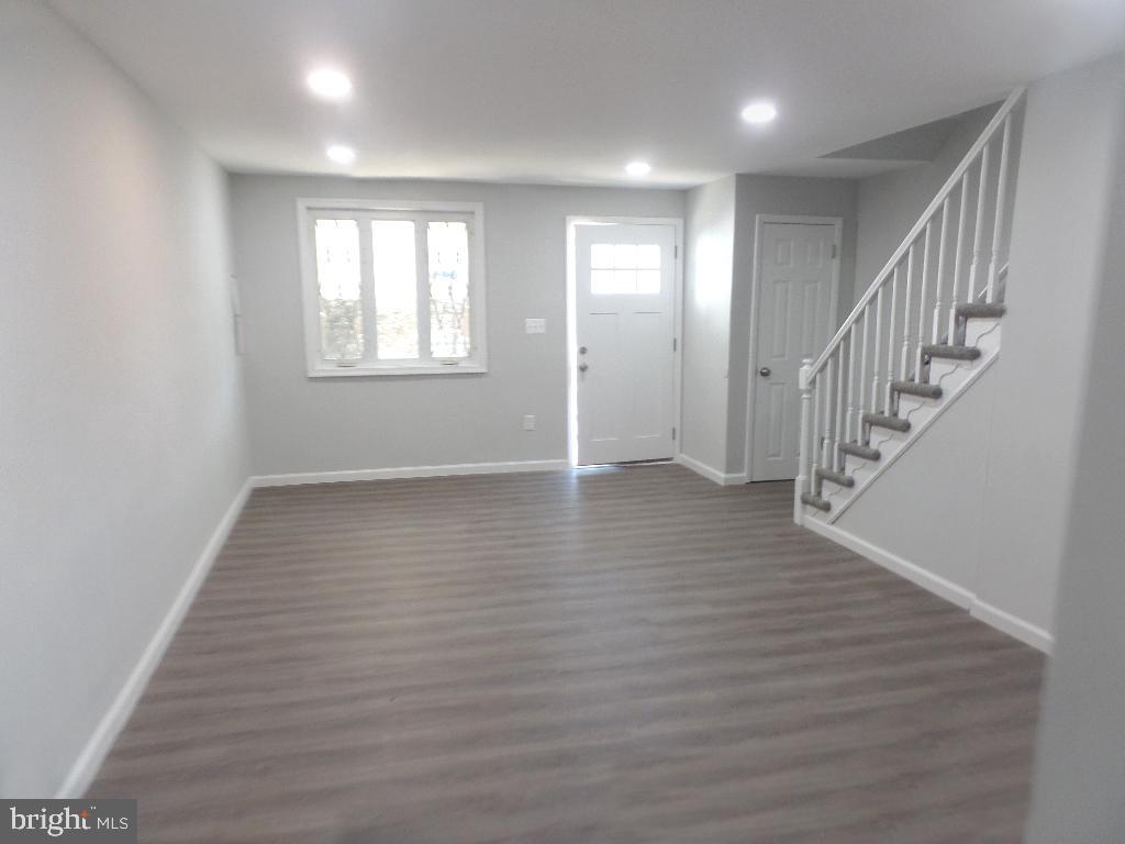 772 Bennington Road Folcroft, PA 19032 - Photo 3 of 25