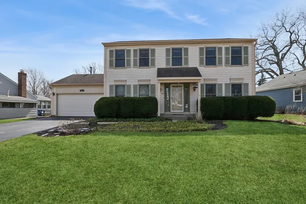 $382,000 | 5573 Barnwood Drive, Gurnee, IL 60031