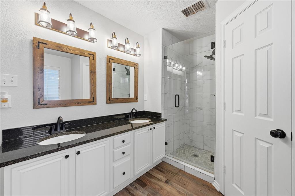 1329 Ridge Drive Midlothian, TX 76065 - Photo 19 of 30