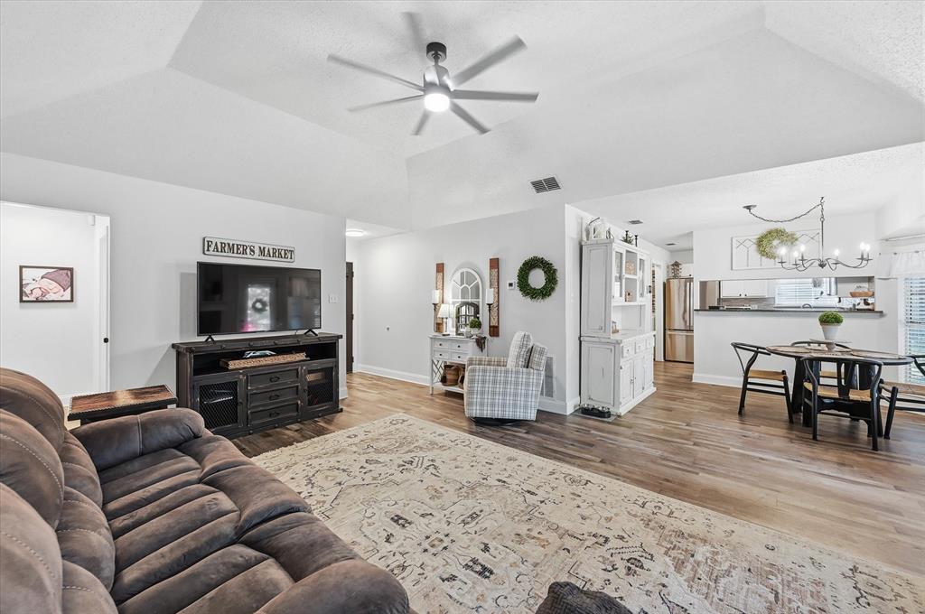 1329 Ridge Drive Midlothian, TX 76065 - Photo 6 of 30