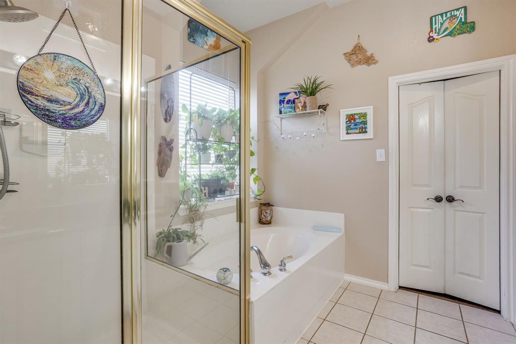 779 Little Ridge Court Burleson, TX 76028 - Photo 26 of 40