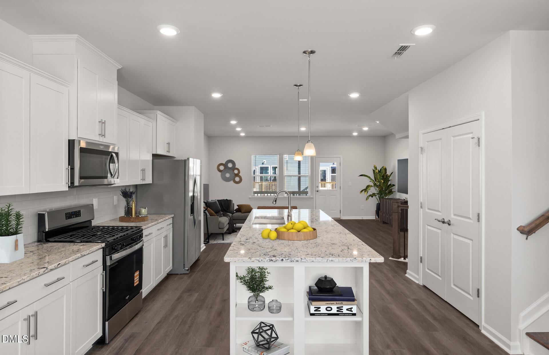 913 Fearless Road Durham, NC 27703 - Photo 5 of 25 Broxton (22)