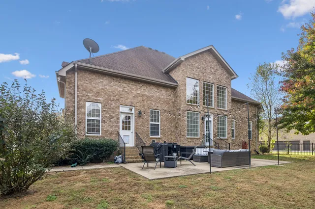$575,000 | 509 Garden City Drive, Murfreesboro, TN 37127