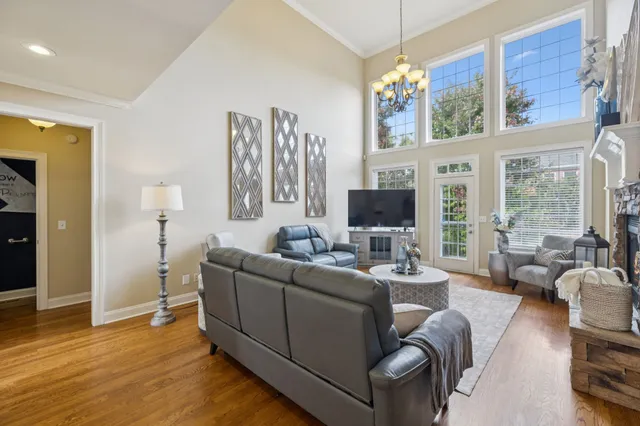 $575,000 | 509 Garden City Drive, Murfreesboro, TN 37127