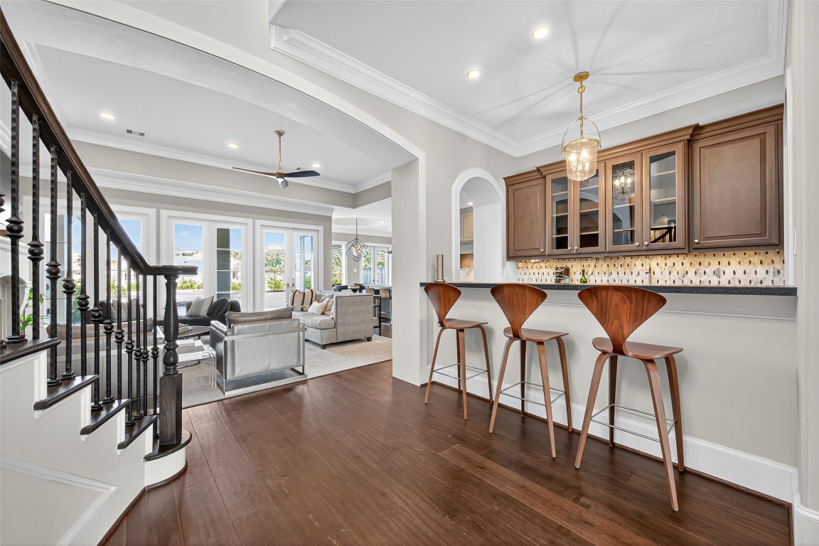 6806 West Warwick Lake Lane Spring, TX 77389 - Photo 11 of 50 Breakfast Bar