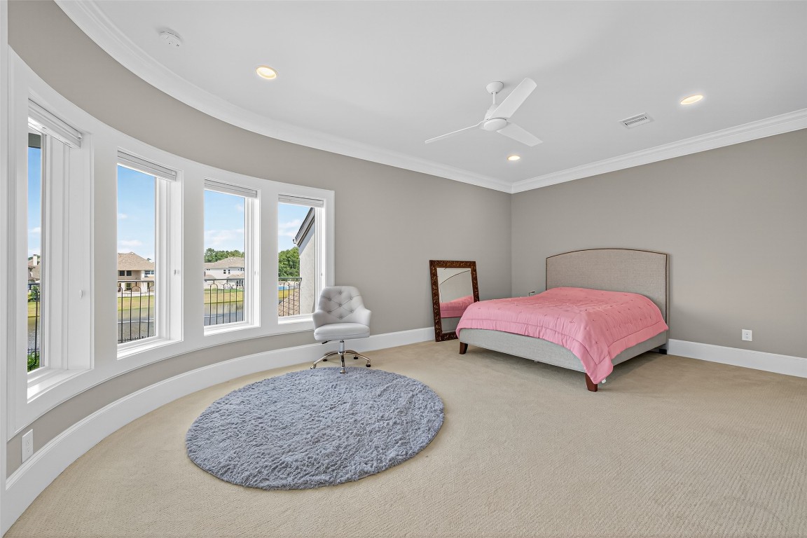 6806 West Warwick Lake Lane Spring, TX 77389 - Photo 32 of 50 3rd bedroom with attached bath