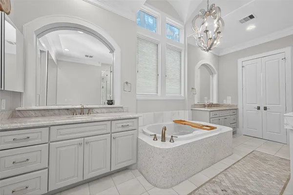 $1,764,999 | 6806 West Warwick Lake Lane, Spring, TX 77389