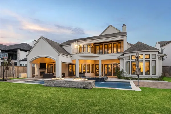 $1,764,999 | 6806 West Warwick Lake Lane, Spring, TX 77389