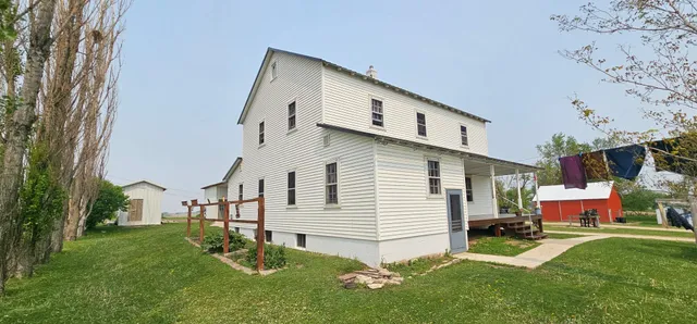 $379,900 | 16325 351st Avenue, Harmony, MN 55939