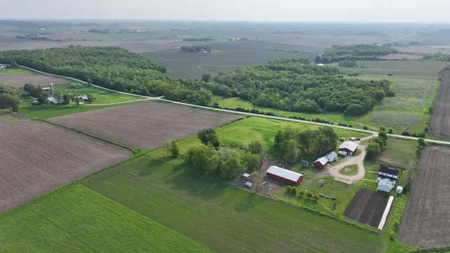 $379,900 | 16325 351st Avenue, Harmony, MN 55939