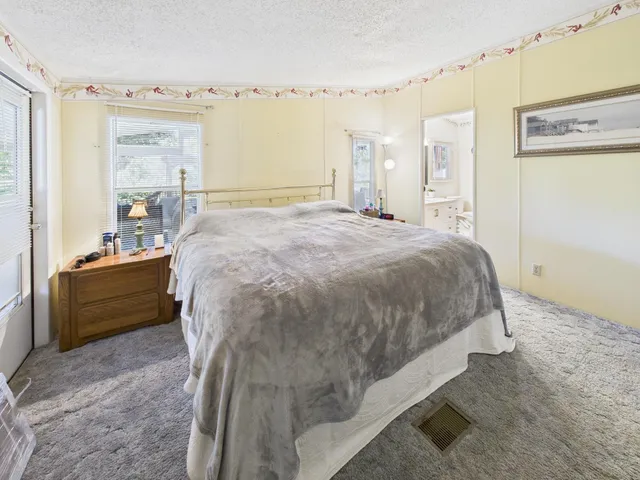 $235,750 | 403 Northeast 8th Avenue, Okeechobee, FL 34972