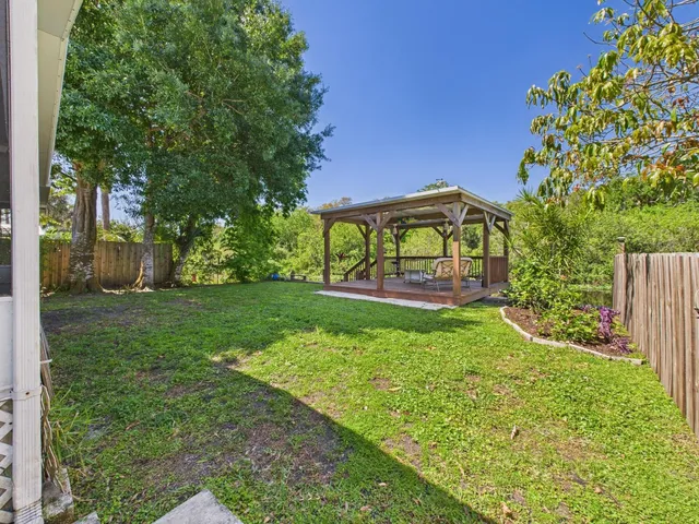 $235,750 | 403 Northeast 8th Avenue, Okeechobee, FL 34972