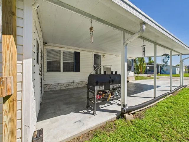 $235,750 | 403 Northeast 8th Avenue, Okeechobee, FL 34972