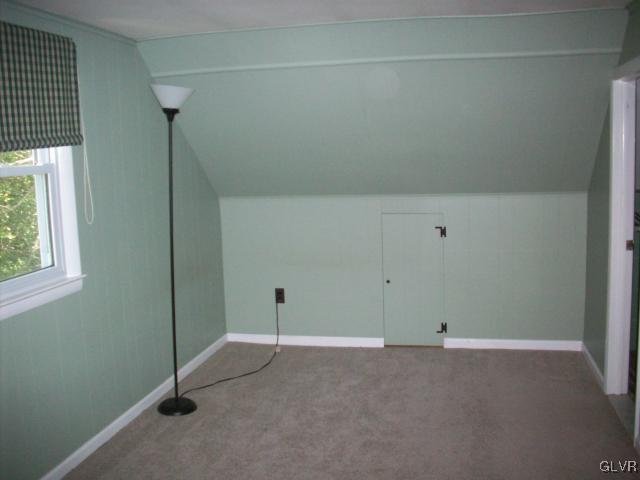 802 Maple Road Hellertown, PA 18055 - Photo 9 of 11 Gallery Image 9