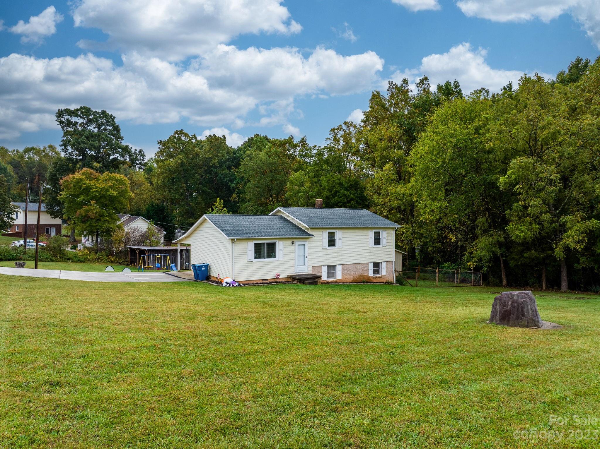 2469 Point Street Conover, NC 28613 - Photo 16 of 24 Gallery Image 16