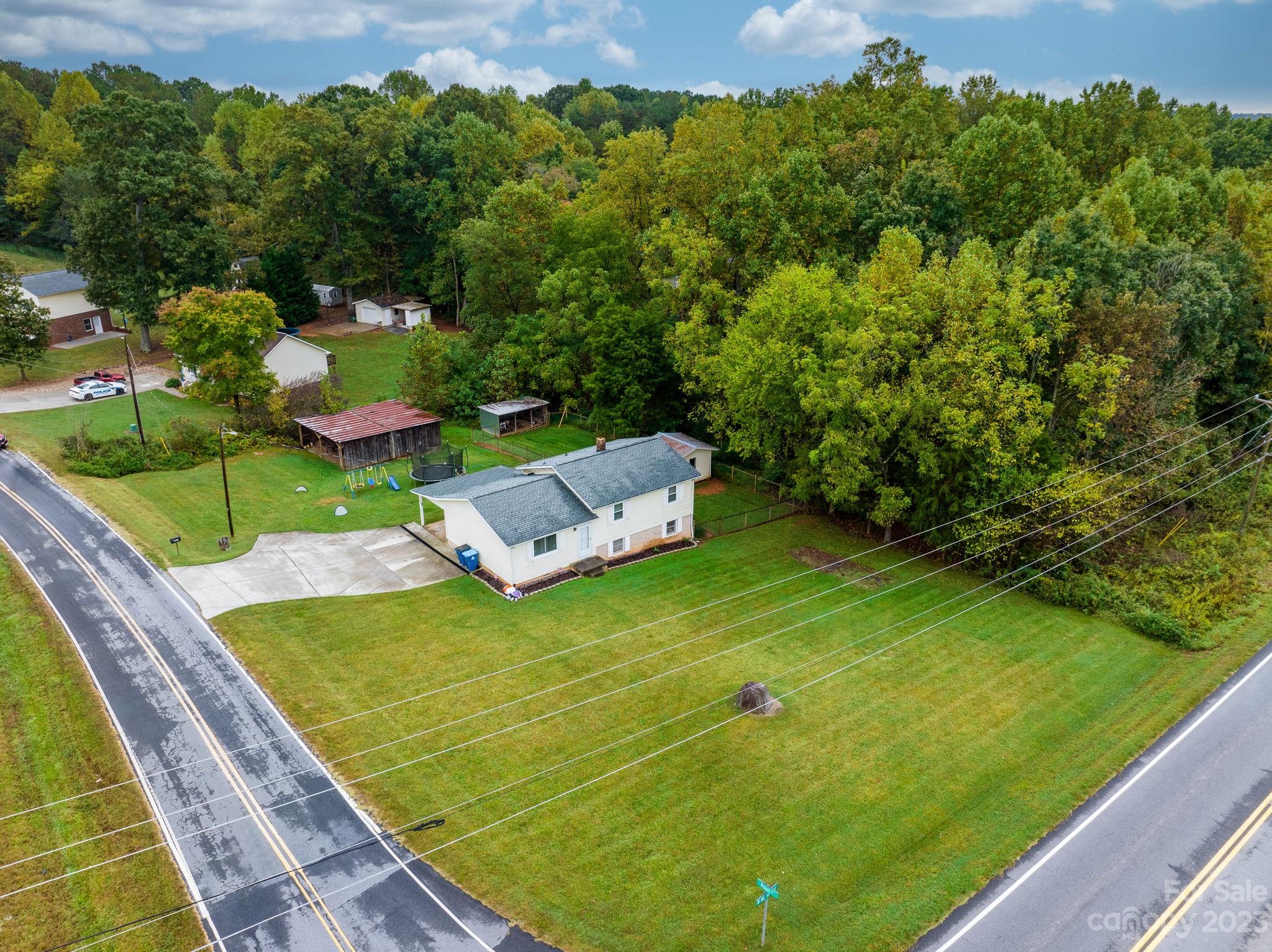 2469 Point Street Conover, NC 28613 - Photo 21 of 24 Gallery Image 21