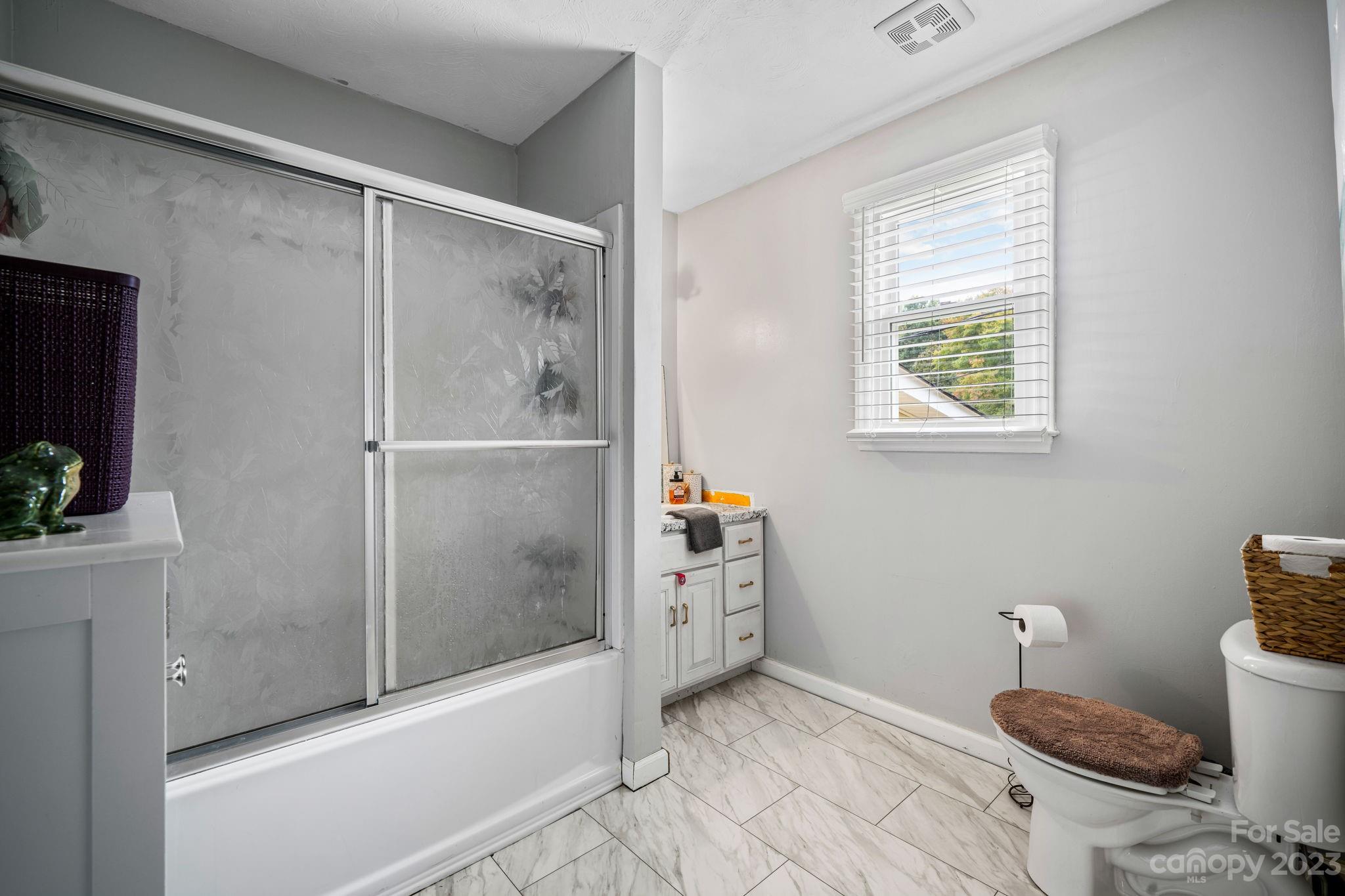 2469 Point Street Conover, NC 28613 - Photo 10 of 24 Gallery Image 10