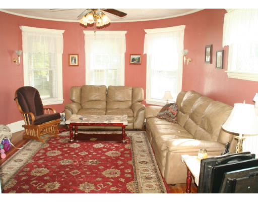 61 Emerson Road Winthrop, MA 02152 - Photo 5 of 14 Gallery Image 5