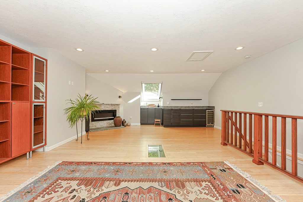9 Apple Ridge Road, Unit 4 Maynard, MA 01754 - Photo 25 of 33 a view of kitchen with furniture and a potted plant