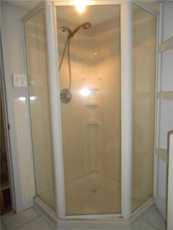 330 Waterford Road Waterford, ME 04088 - Photo 13 of 31 Stand up shower.