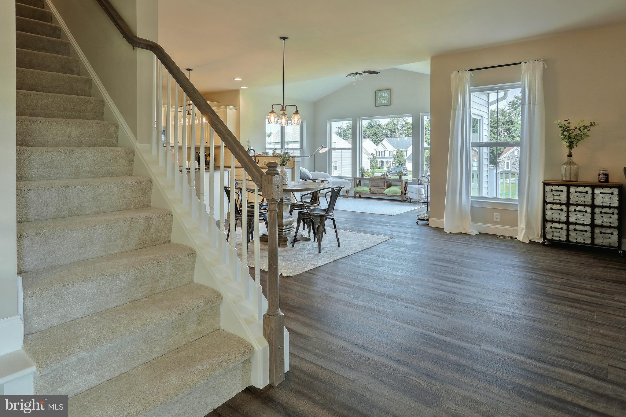 154 Ore Bank Road Dillsburg, PA 17019 - Photo 14 of 64 Photo similar to home - Logan Meadows model home.