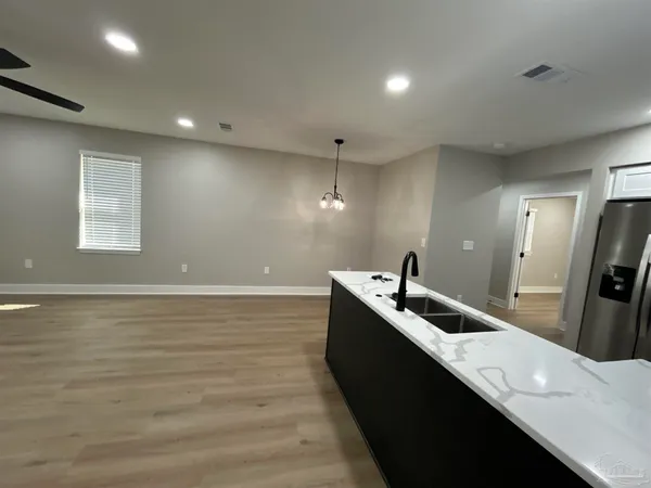 $1,895 | 721 West Jordan Street, Pensacola, FL 32501