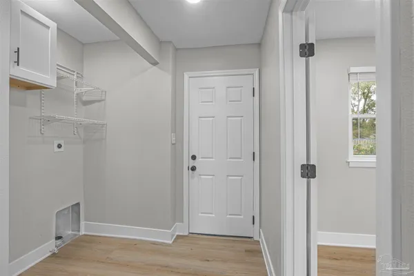 $1,895 | 721 West Jordan Street, Pensacola, FL 32501