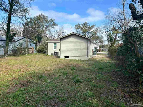 $1,895 | 721 West Jordan Street, Pensacola, FL 32501